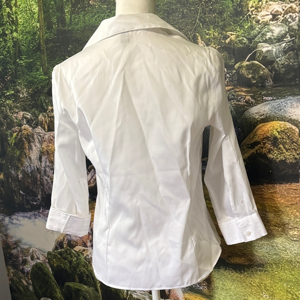 Anne Klein Classic White Button-Down Shirt - Picture 5 of 6